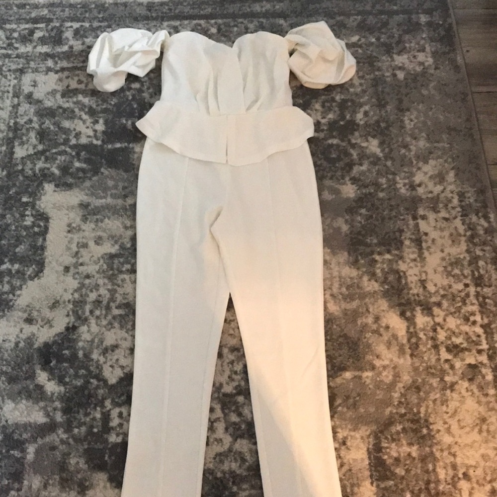 Off White Ruffle sleeve Jumper